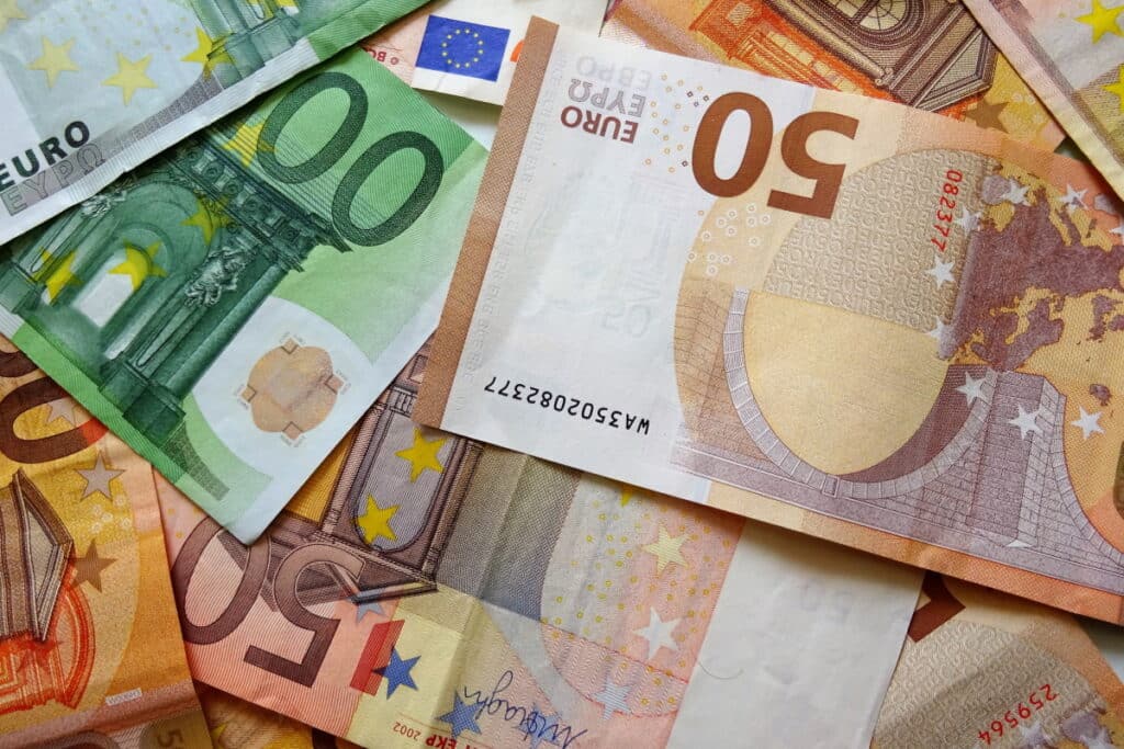 Erstberatung beim Anwalt: Welche Kosten entstehen?