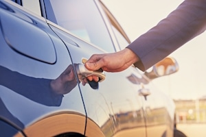In vielen Fällen zählt beim Antrag auf Prozesskostenhilfe ein Auto nicht zum Vermögen.